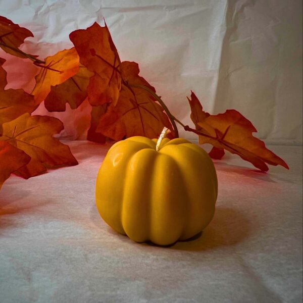 Pumpkin-shaped soy candle – Halloween decor by Candles by AP